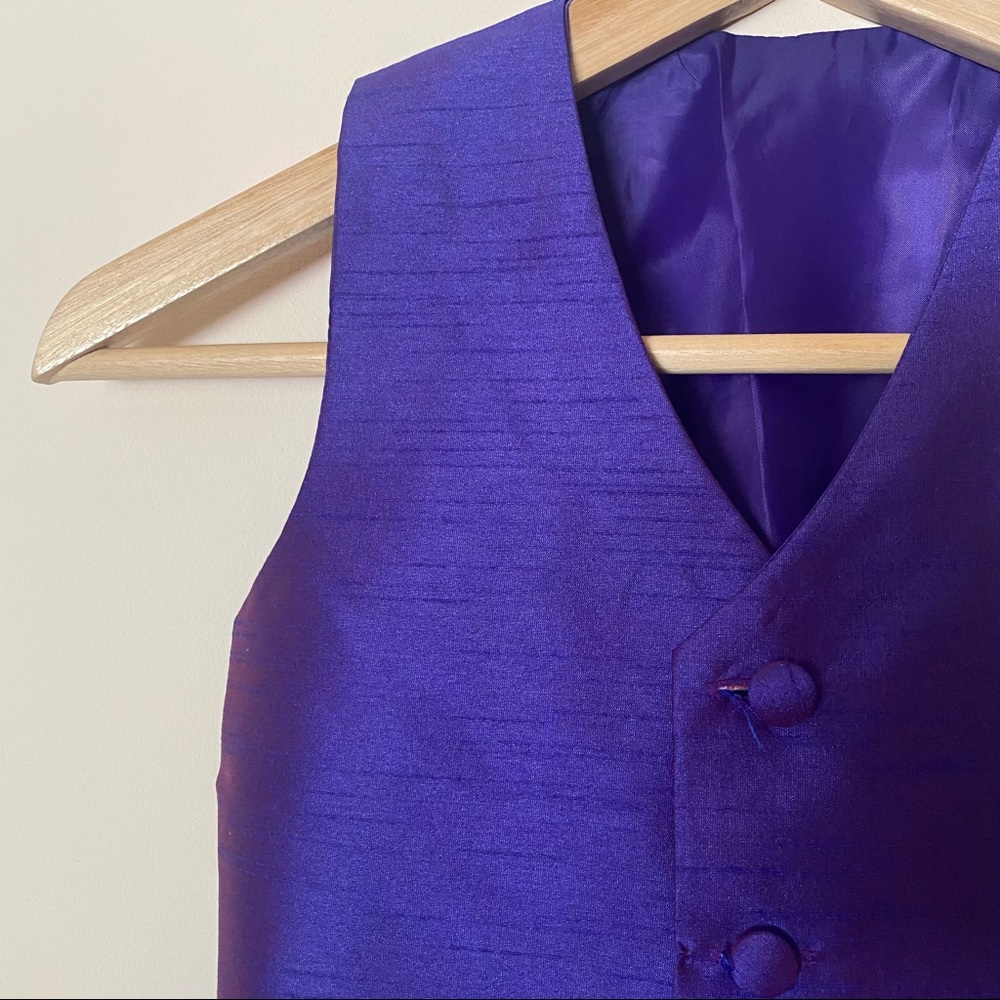 Toddler Boys Vest and Bow Tie Set - Picture 4 of 7